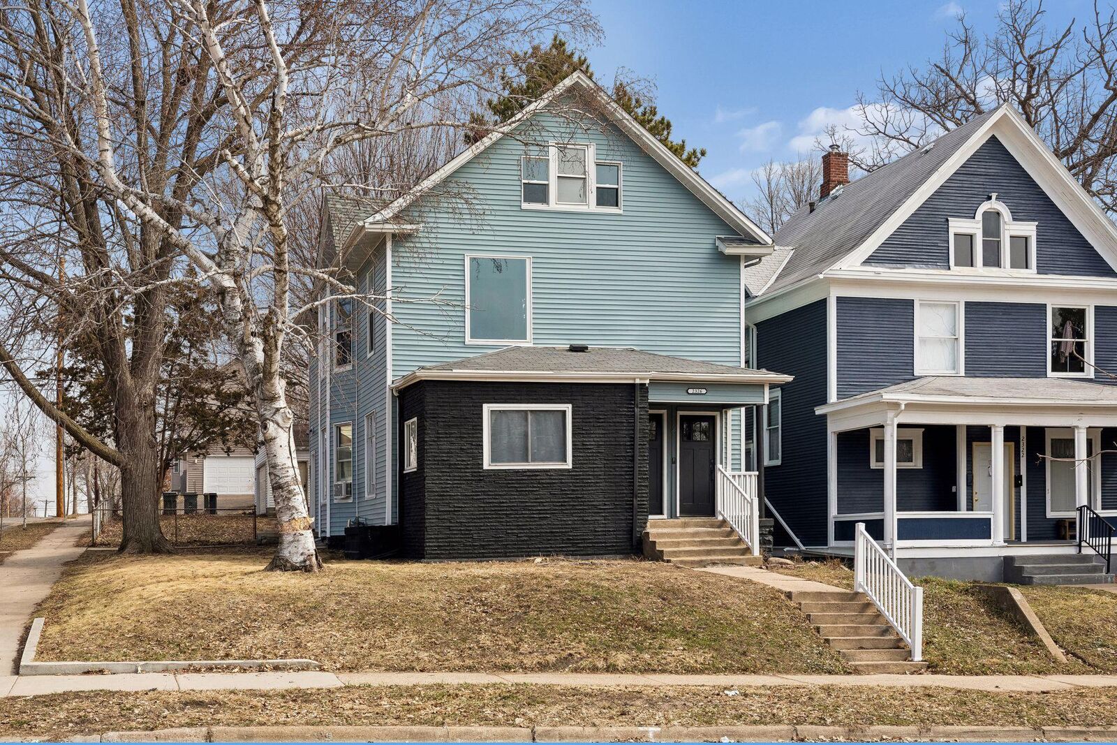 Property Photo: 2326 Bryant Avenue N MN 55411