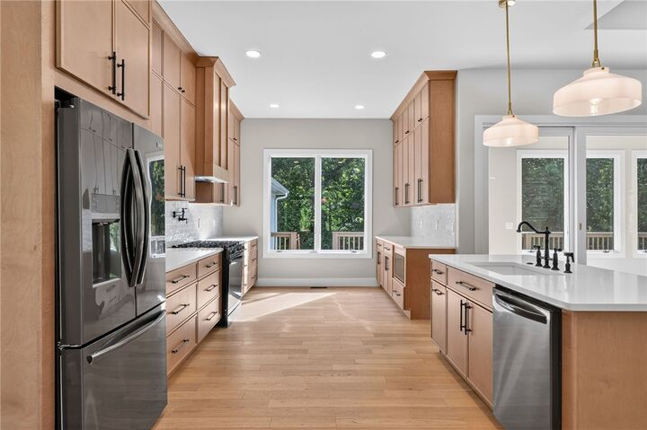 Property Photo:  1 Barrow Circle  AR 72715 