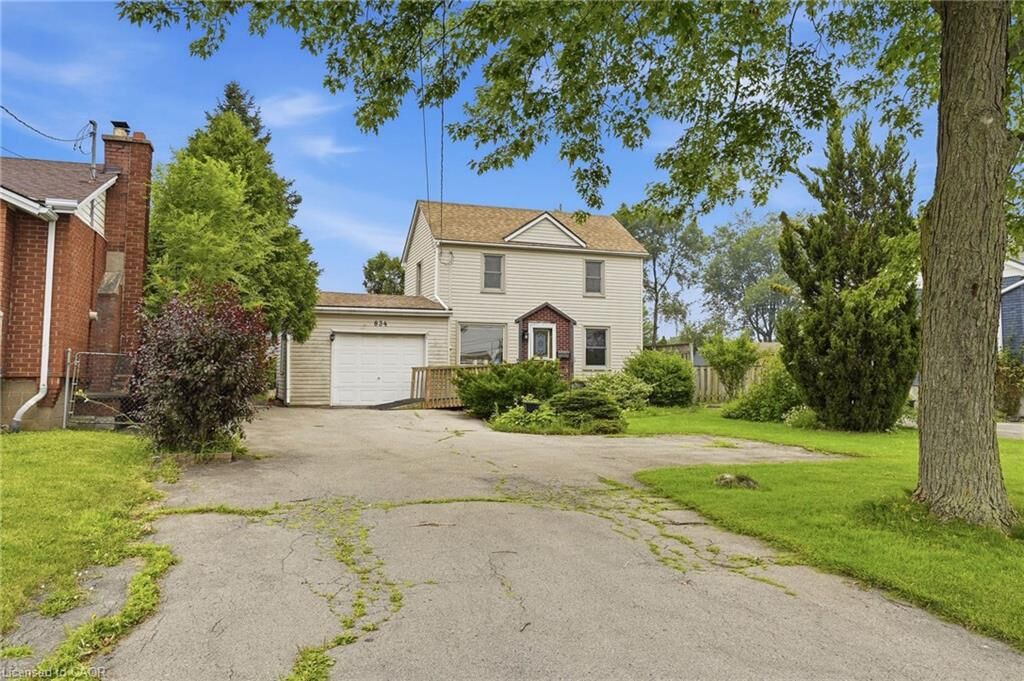 Property Photo:  834 Mohawk Road E  ON L8T 2R5 