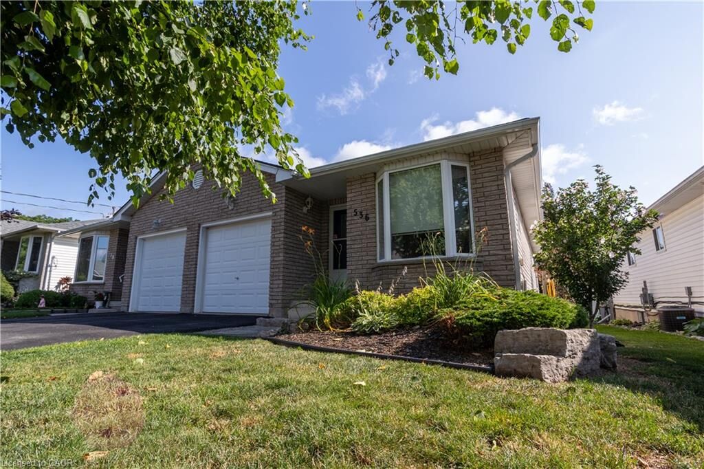 Property Photo:  536 St Andrew Street  ON N0A 1N0 