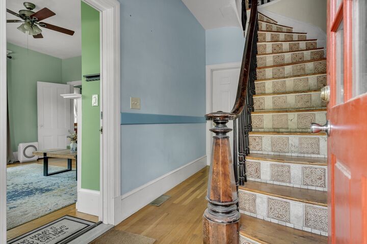 Property Photo:  102 River St 2  MA 02139 