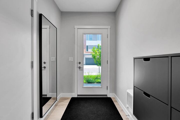 Property Photo: 426 Shawnee Square SW AB T2Y 0W4