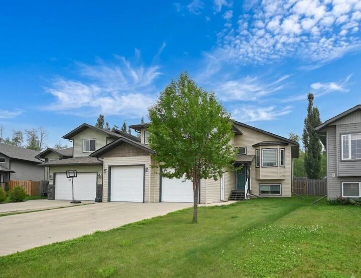 Property Photo: 5404 Aspen Lane AB T9S 0A8