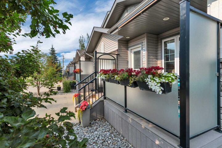 Property Photo: 7001 52 Street 1 AB T4L 0H5