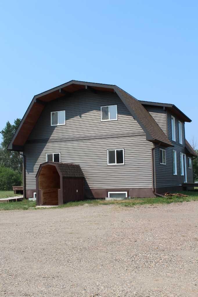 Property Photo:  925082 Range Road 232  AB T0H 2M0 