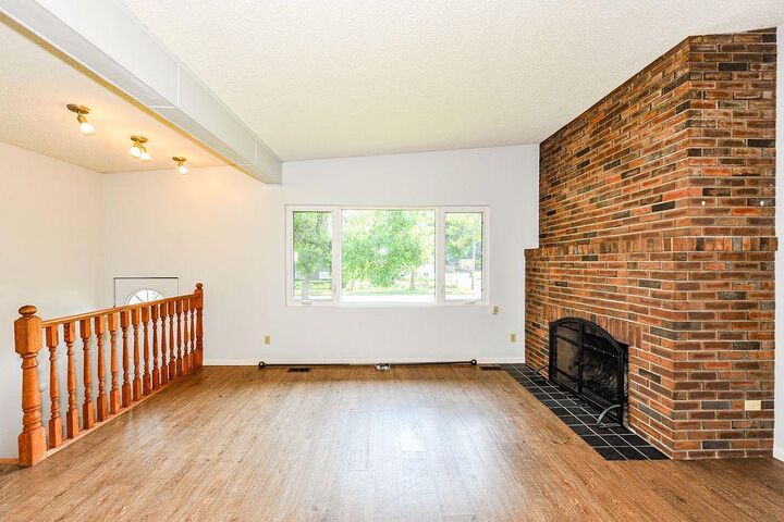 Property Photo:  Mount Pleasant Drive 88  AB T4V 2M6 