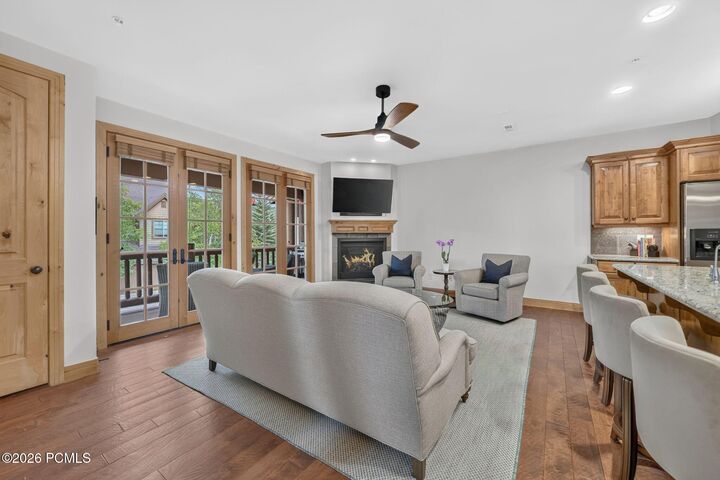 Property Photo:  3001 Canyon Links Drive  UT 84098 
