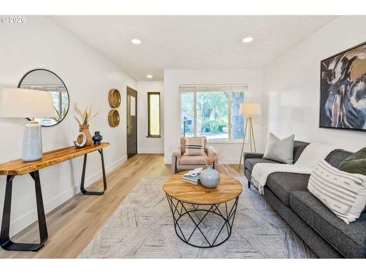 Property Photo: 3018 SW Carson St OR 97219