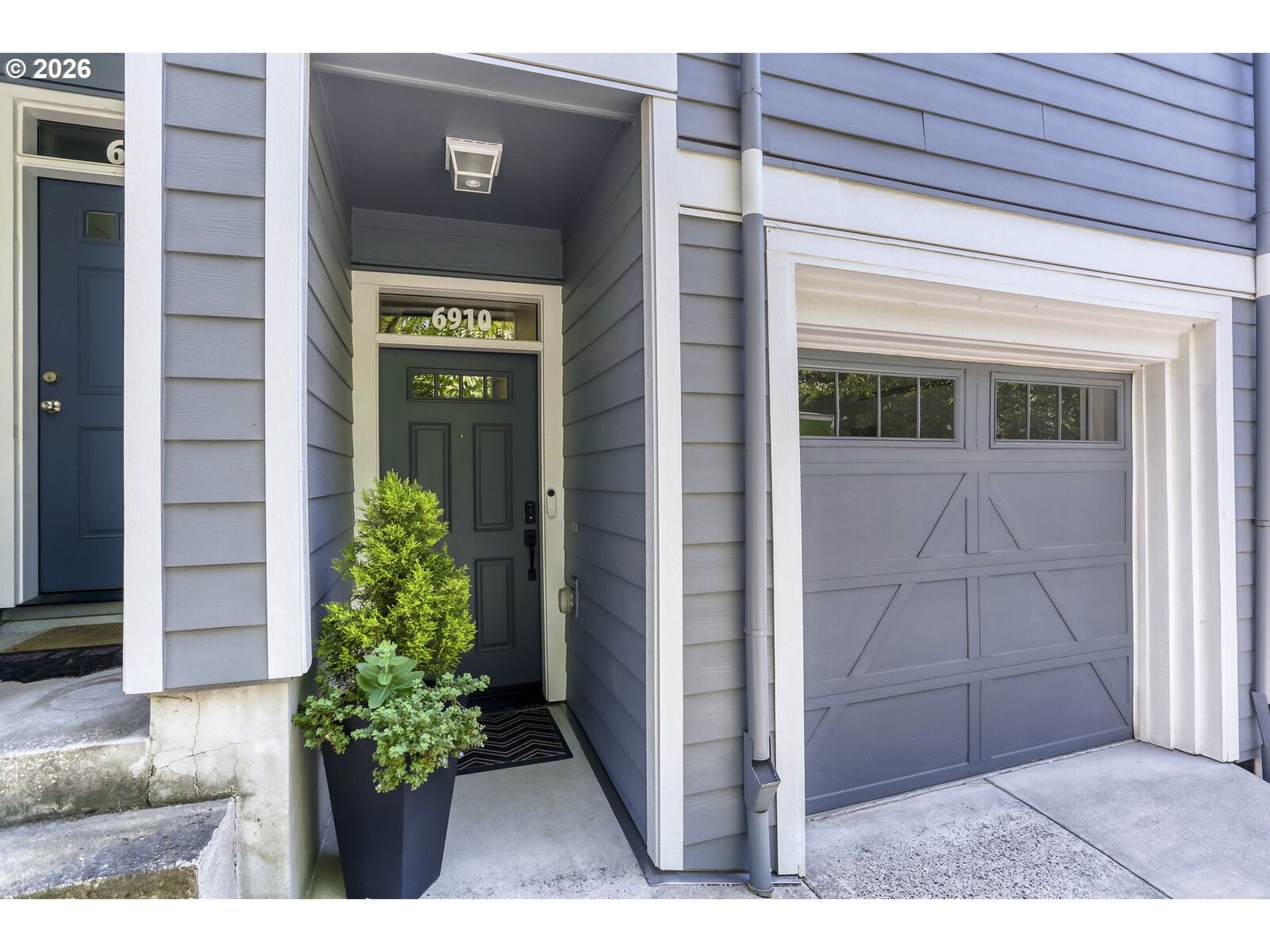 Property Photo:  6910 N Charleston Ave  OR 97203 