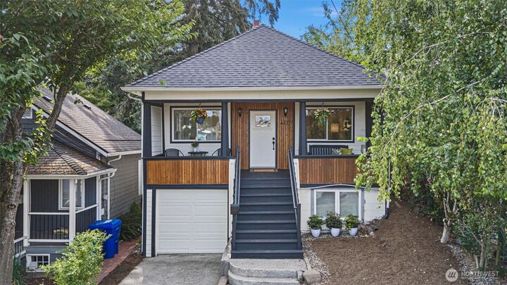 Property Photo: 4137 41st Avenue S WA 98118