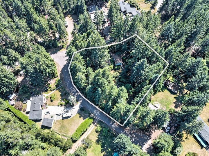 Property Photo:  71 E Leisure Lane  WA 98546 