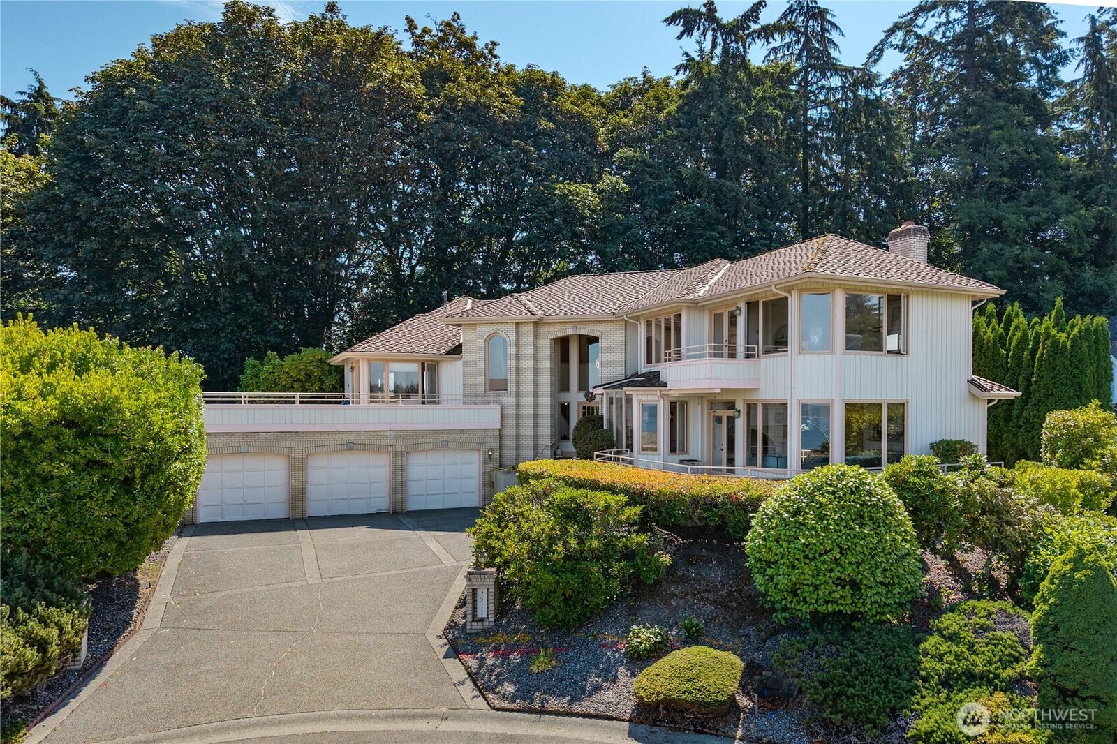 Property Photo:  3511 SW 310th Court  WA 98023 