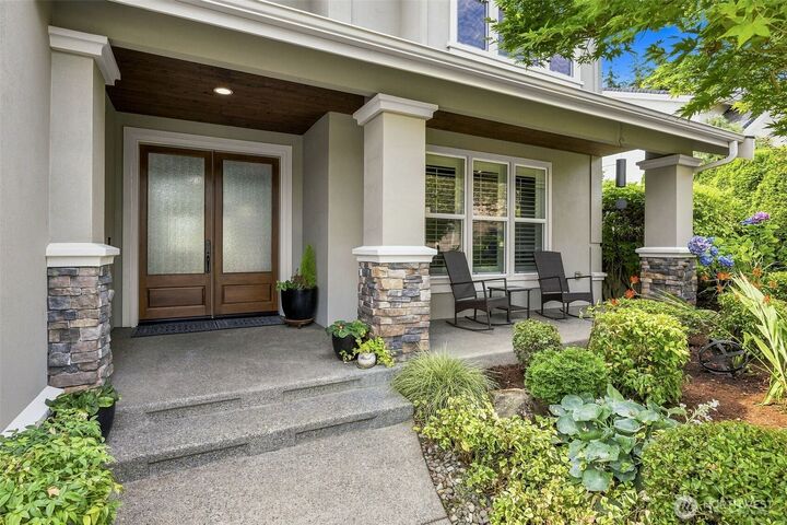 Property Photo: 2211 Nevada Court WA 98354