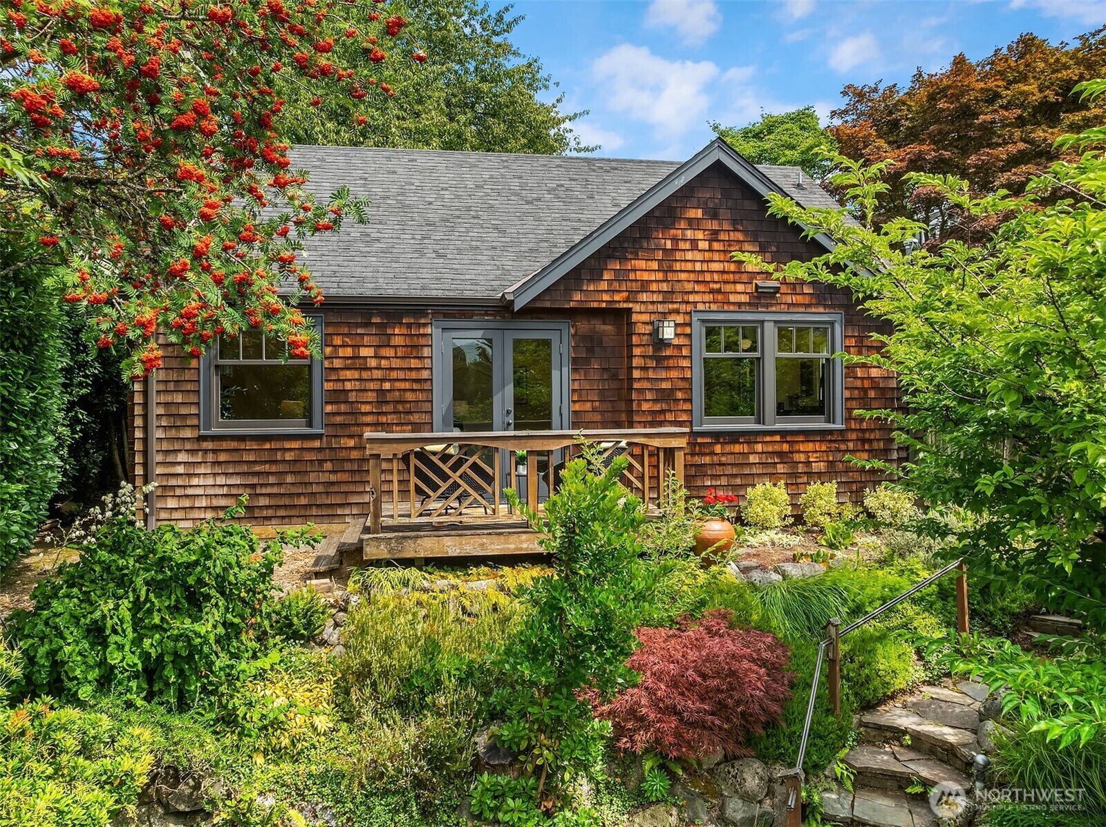 Property Photo: 4920 51st Avenue S WA 98118