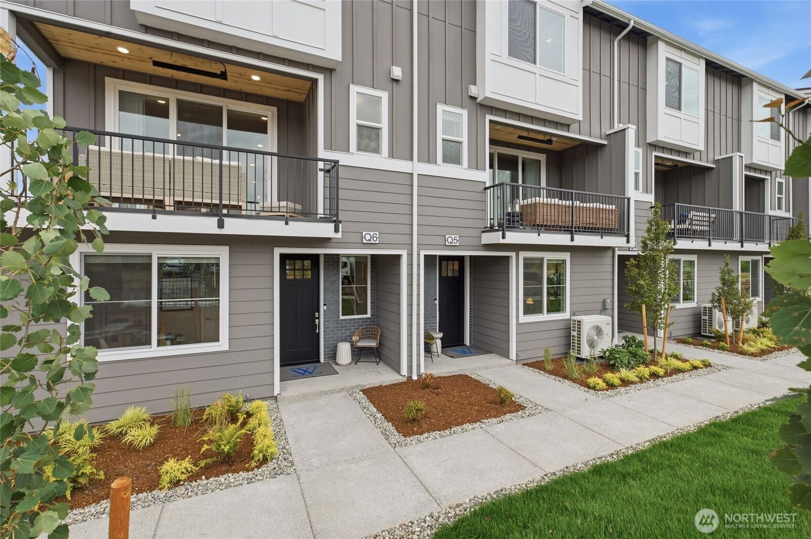 Property Photo:  21029  87th Avenue SE P3  WA 98296 