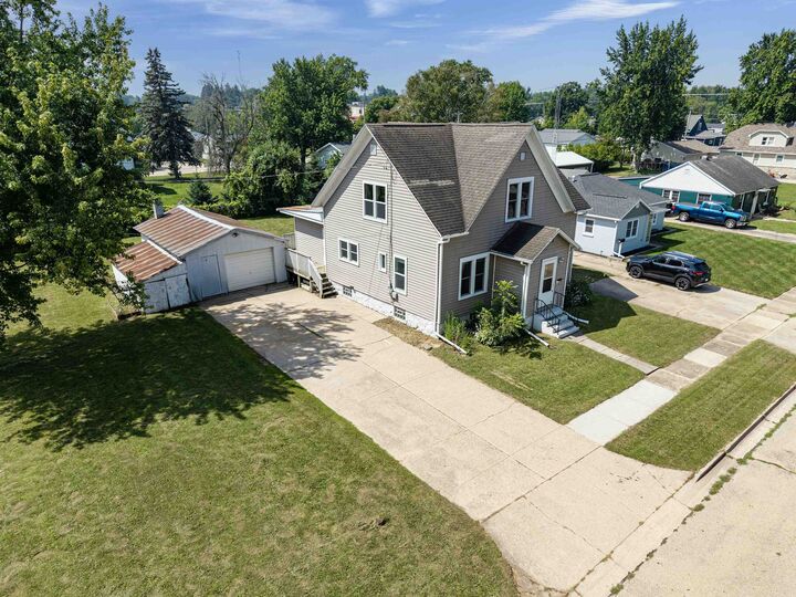 Property Photo:  524 Bruce Street  WI 54961 