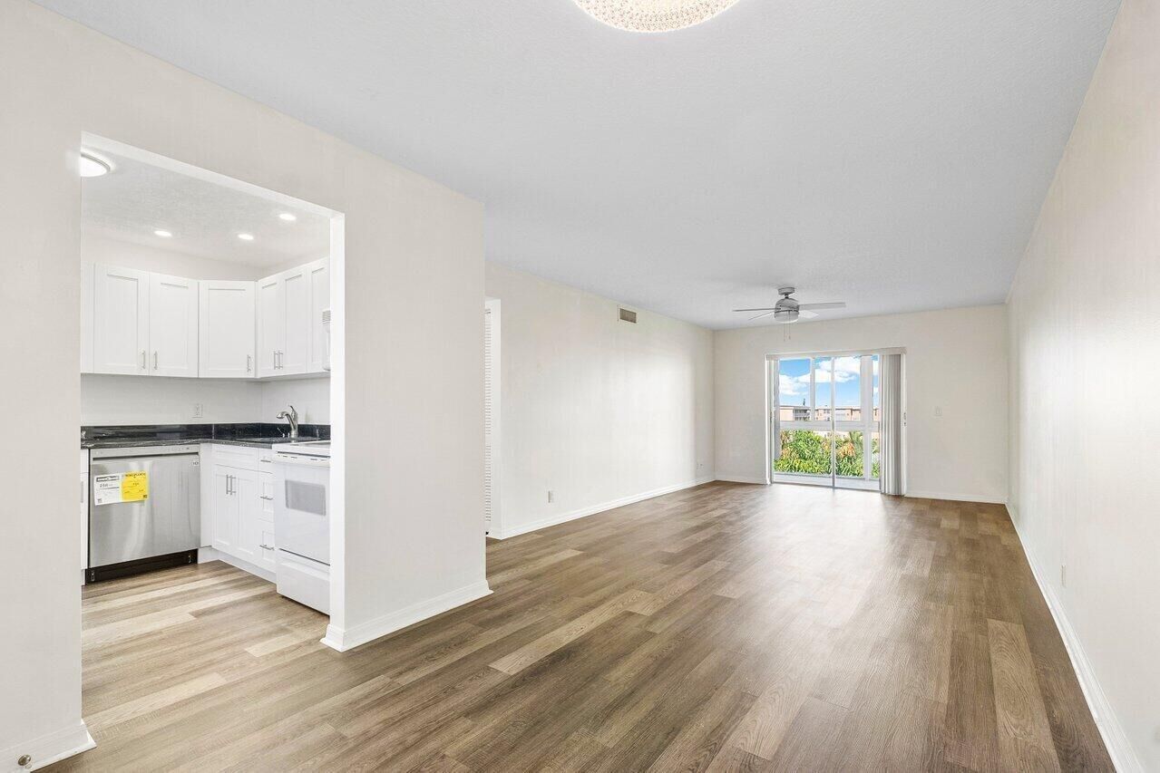 Property Photo:  2615 NE 1st Court 407  FL 33435 