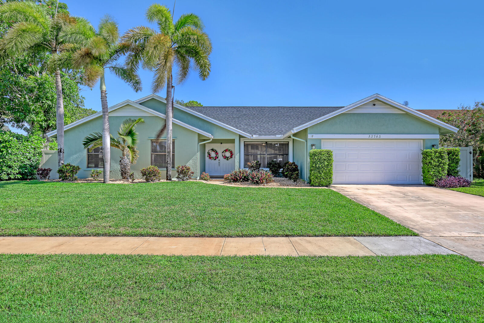 Property Photo:  13785 Exotica Lane  FL 33414 