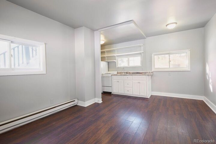 Property Photo:  1118 E Platte Avenue B  CO 80903 