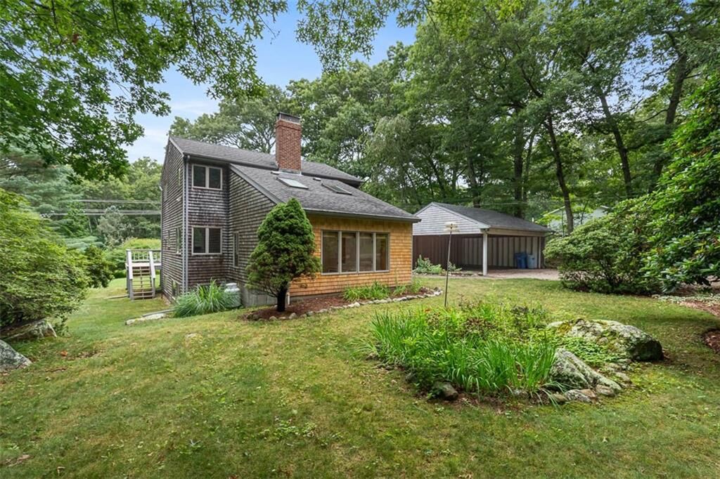 Property Photo:  201 White Horn Drive  RI 02881 