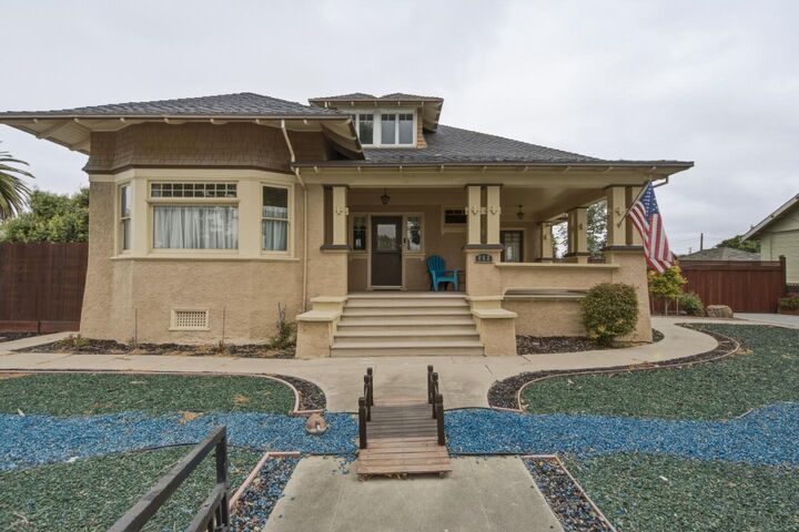 Property Photo:  862 4th Street  CA 95023 