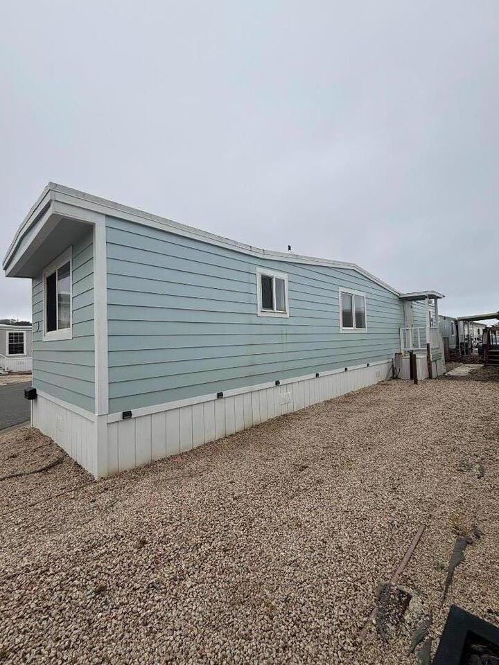 Property Photo: 253 2nd Avenue S37 CA 94044