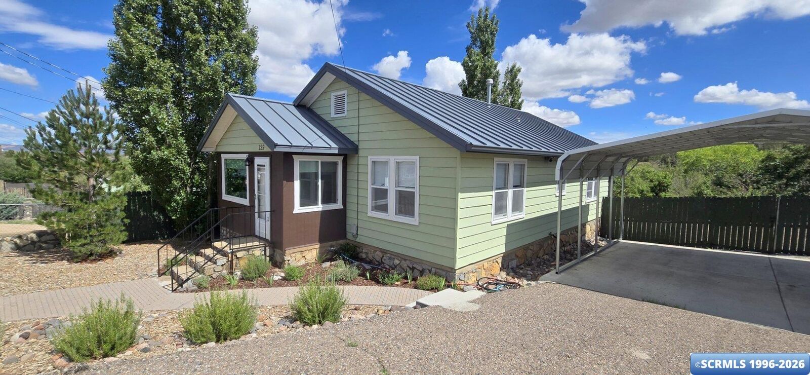 Property Photo:  129 W Victoria St  NM 88061 