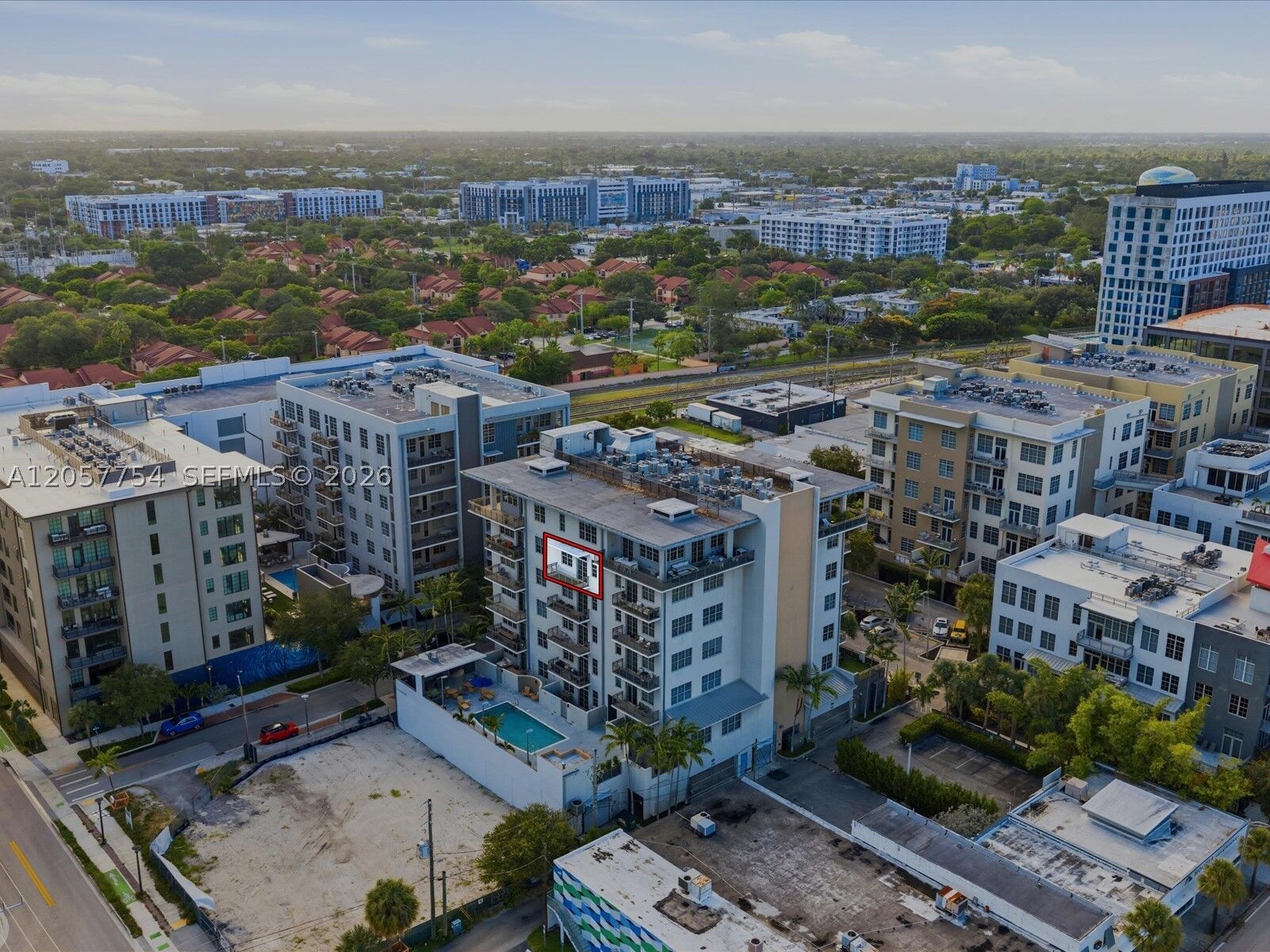 Property Photo:  410 NW 1st Ave 604  FL 33301 