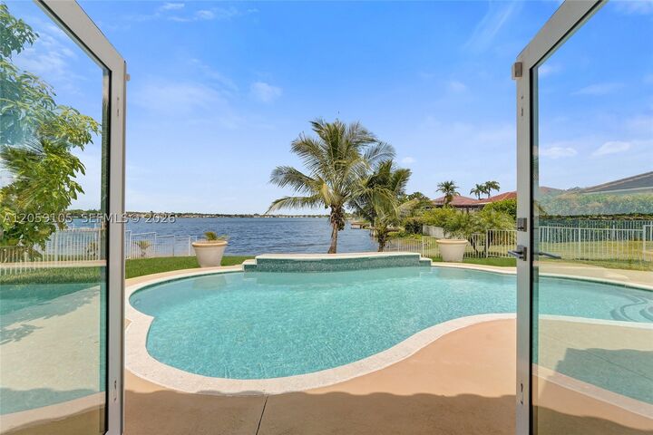 Property Photo:  2339 NW 195th Ave 2339  FL 33029 