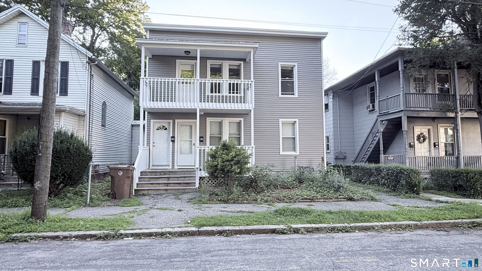Property Photo:  87-89 Maltby Street  CT 06484 