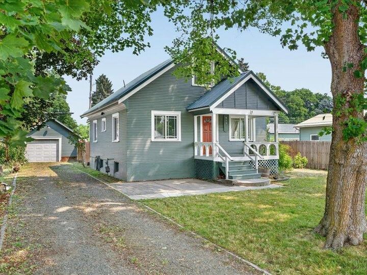 Property Photo: 910 W Main Ave WA 99109