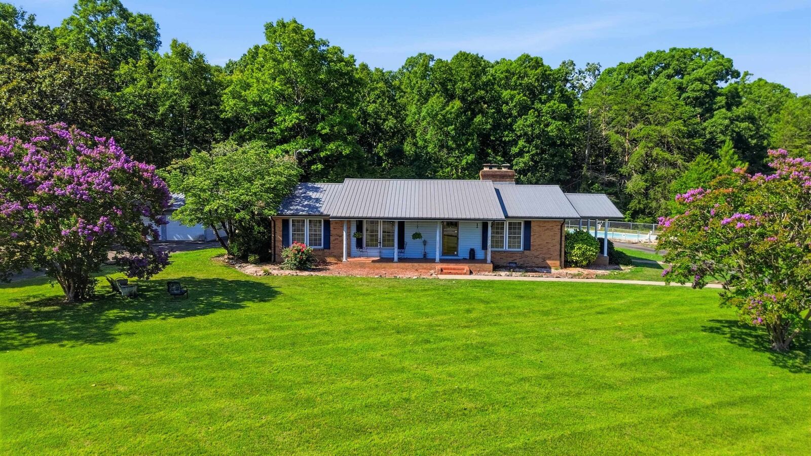 Property Photo:  828 Ferry Road  NC 28043 