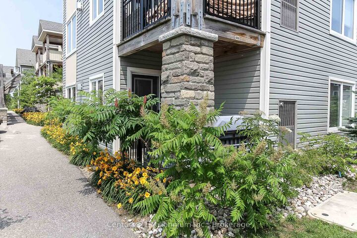 Property Photo: 7 Anchorage Crescent 108 ON L9Y 0Y6