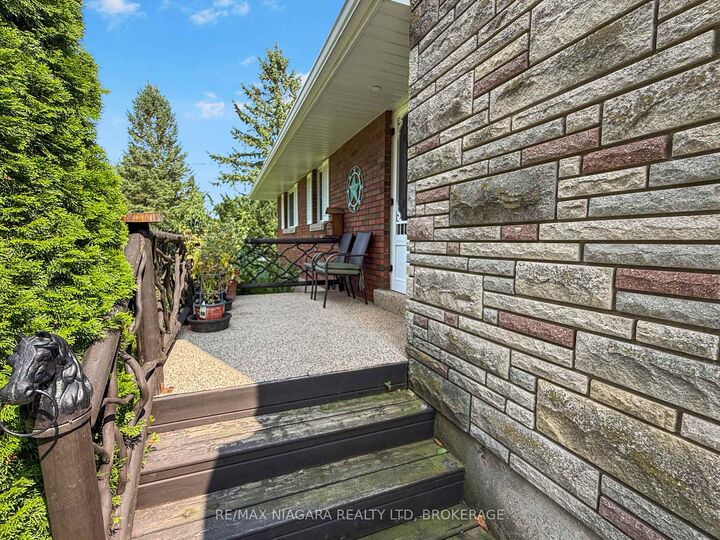 Property Photo:  2223 Turner Road  ON L3B 5N5 