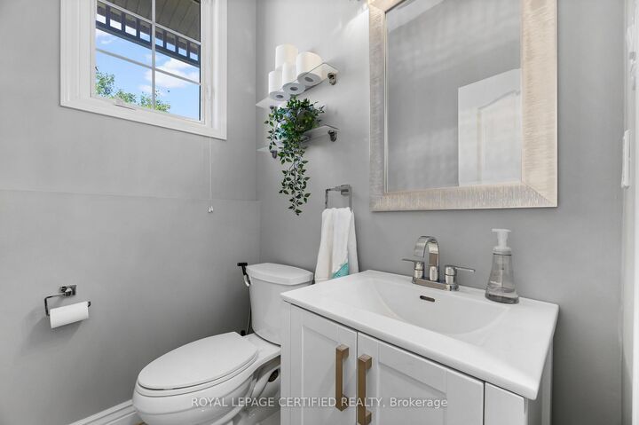 Property Photo: 938 Burrows Gate ON L9T 0K7