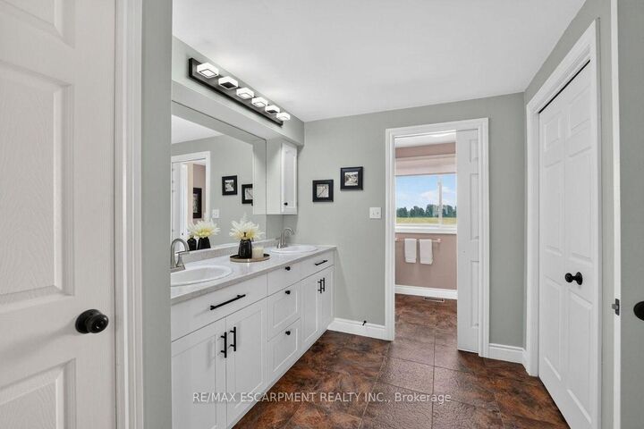 Property Photo: 2471-2467 Port Davidson Road ON L0R 2A0