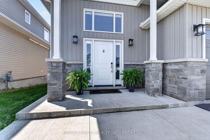 Photo de la propriété: 1515 Berkshire Drive ON K7P 0S7
