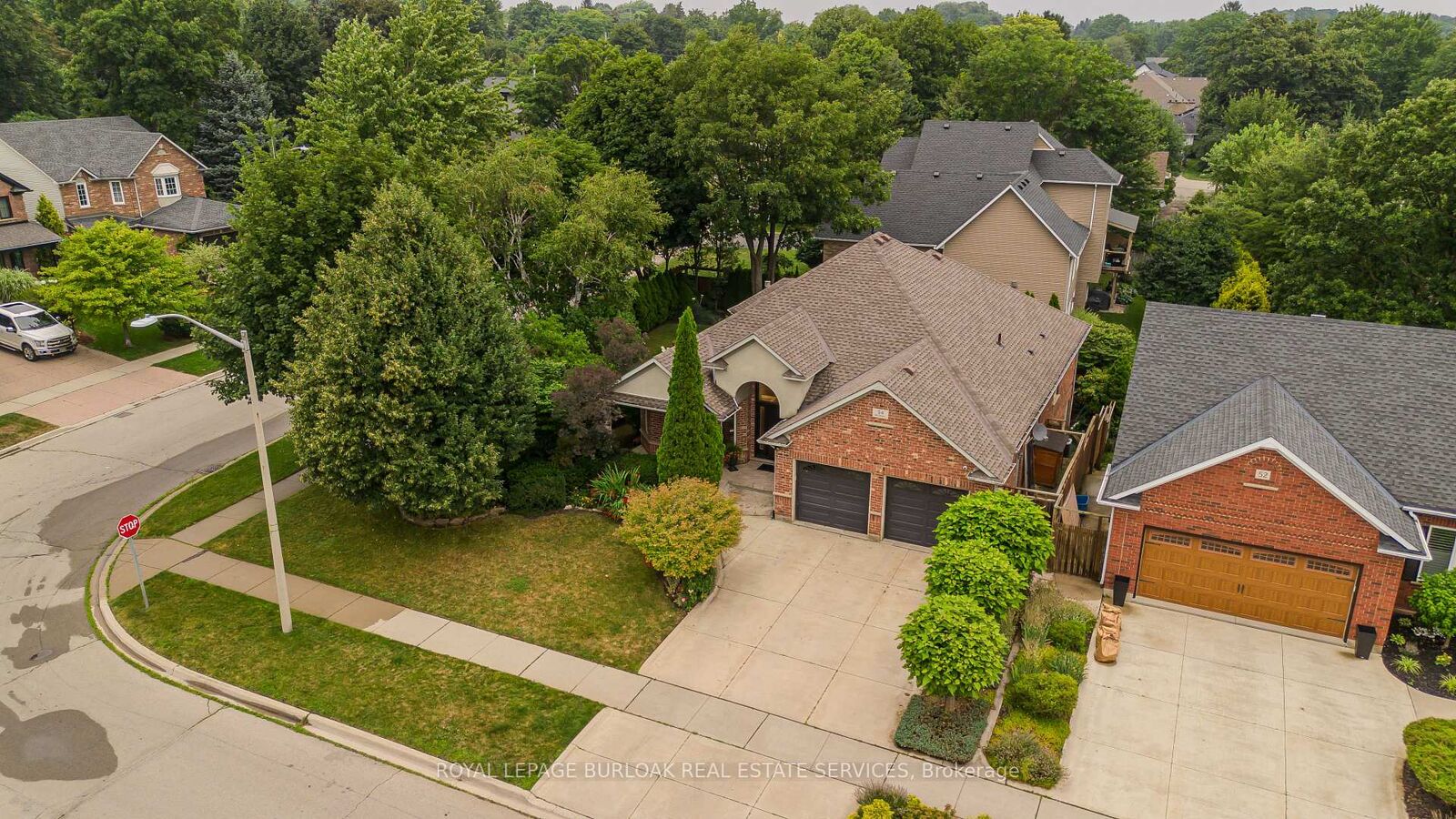 Property Photo:  54 Waterwheel Crescent  ON L9H 7B7 