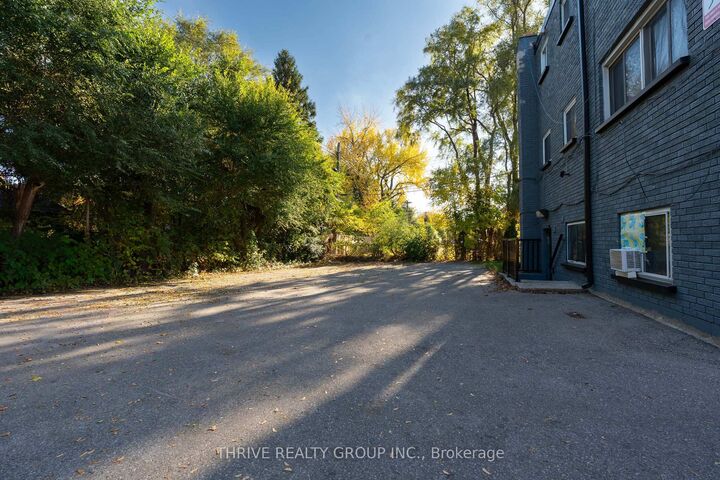 Property Photo: 153 Godfrey Drive 1 ON N5V 2E8