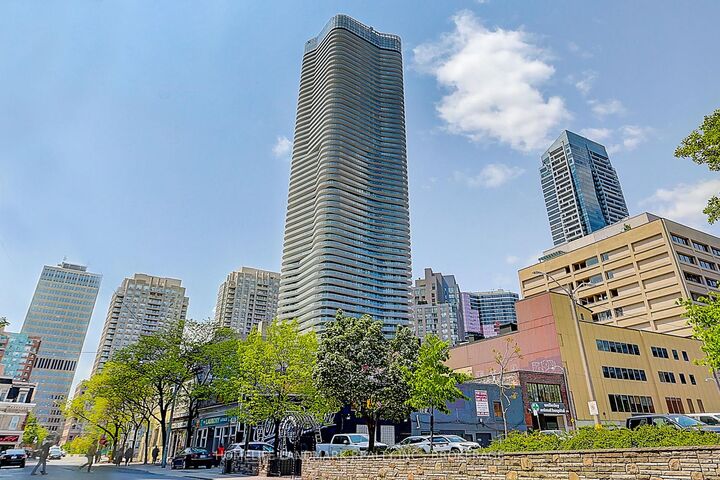 Property Photo:  11 Wellesley Street 2911  ON M4Y 1E8 