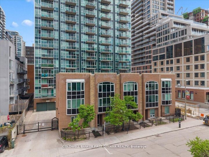 Property Photo: 134 York Street 1203 ON K1N 1K8