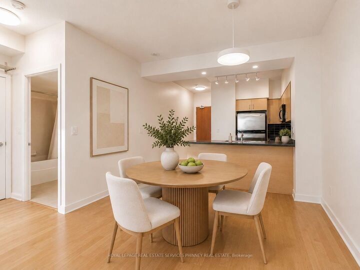 Property Photo:  219 Fort York Boulevard 2806  ON M5V 1B1 