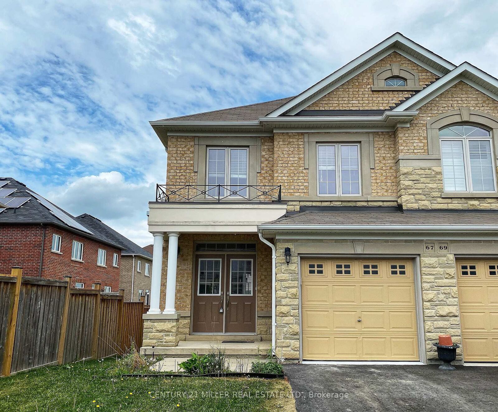 Property Photo: 67 Summerberry Way ON L9B 1A2