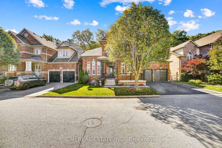 Property Photo:  2171 Jardine Crescent  ON L7L 7K1 