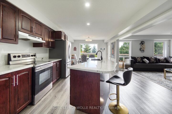 Property Photo: 264 Vincent Drive ON N0B 1E0