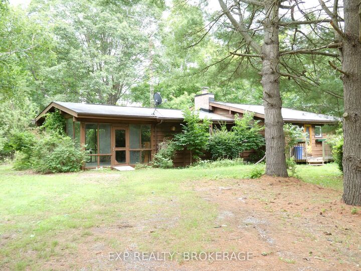 Property Photo:  1026 Desert Creek Lane  ON K0H 1W0 