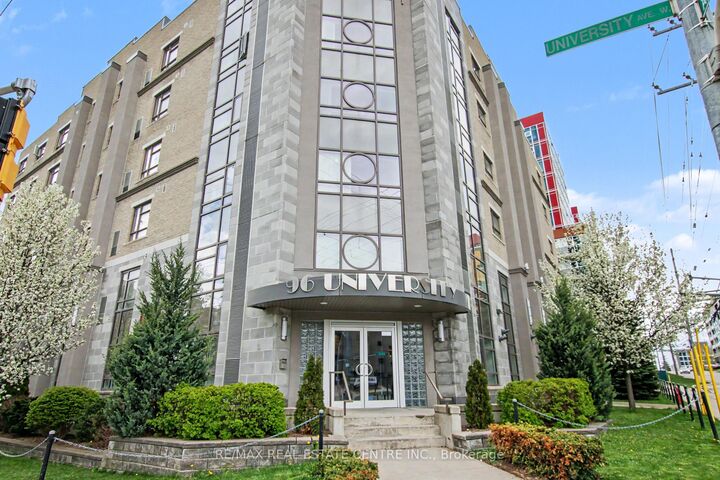 96 University Avenue W — photo 1