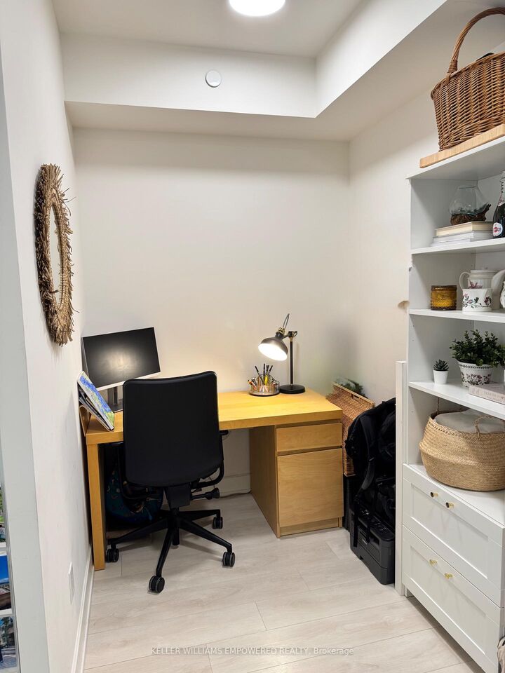 Property Photo:  15 Mercer Street 2915  ON M5V 0V1 