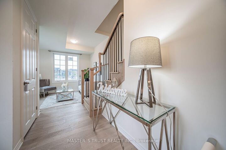 Property Photo: 286 Beaverbrae Drive ON L6C 3L1
