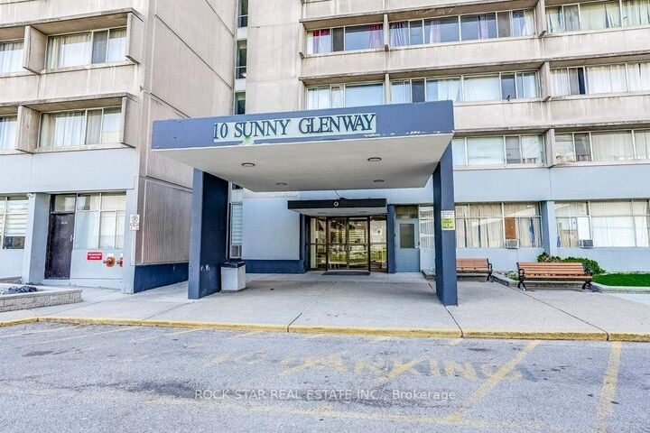 Property Photo: 10 Sunny Glenway 1711 ON M3C 2Z3